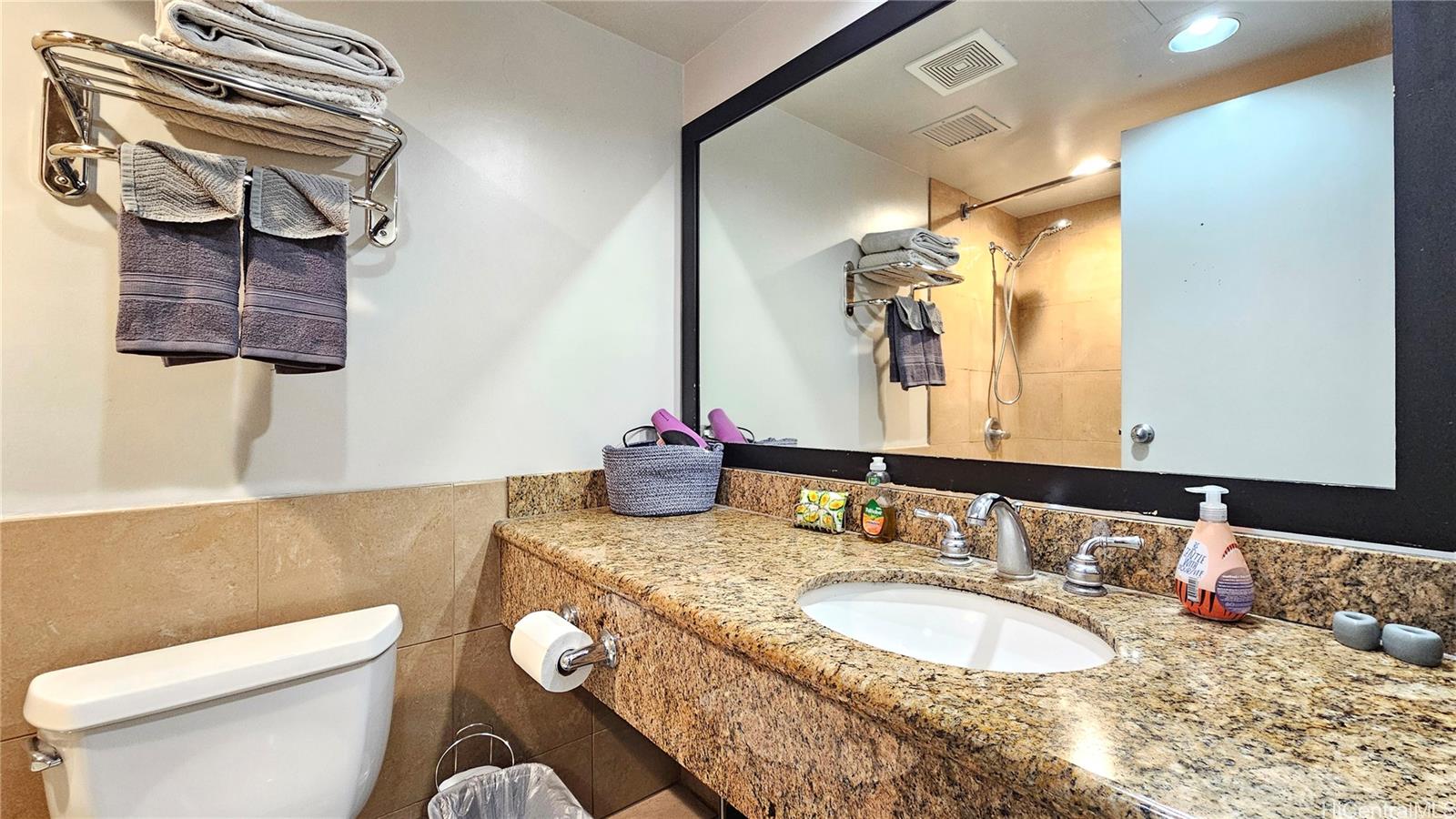 Palms at Waikiki condo # 222, Honolulu, Hawaii - photo 9 of 25