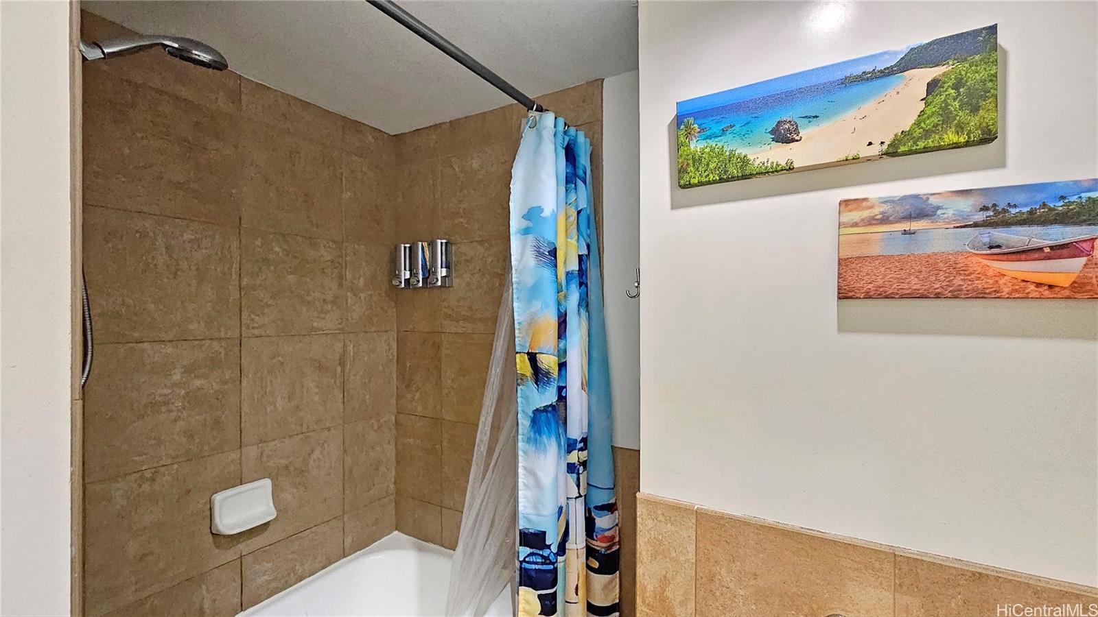 Palms at Waikiki condo # 223, Honolulu, Hawaii - photo 8 of 25