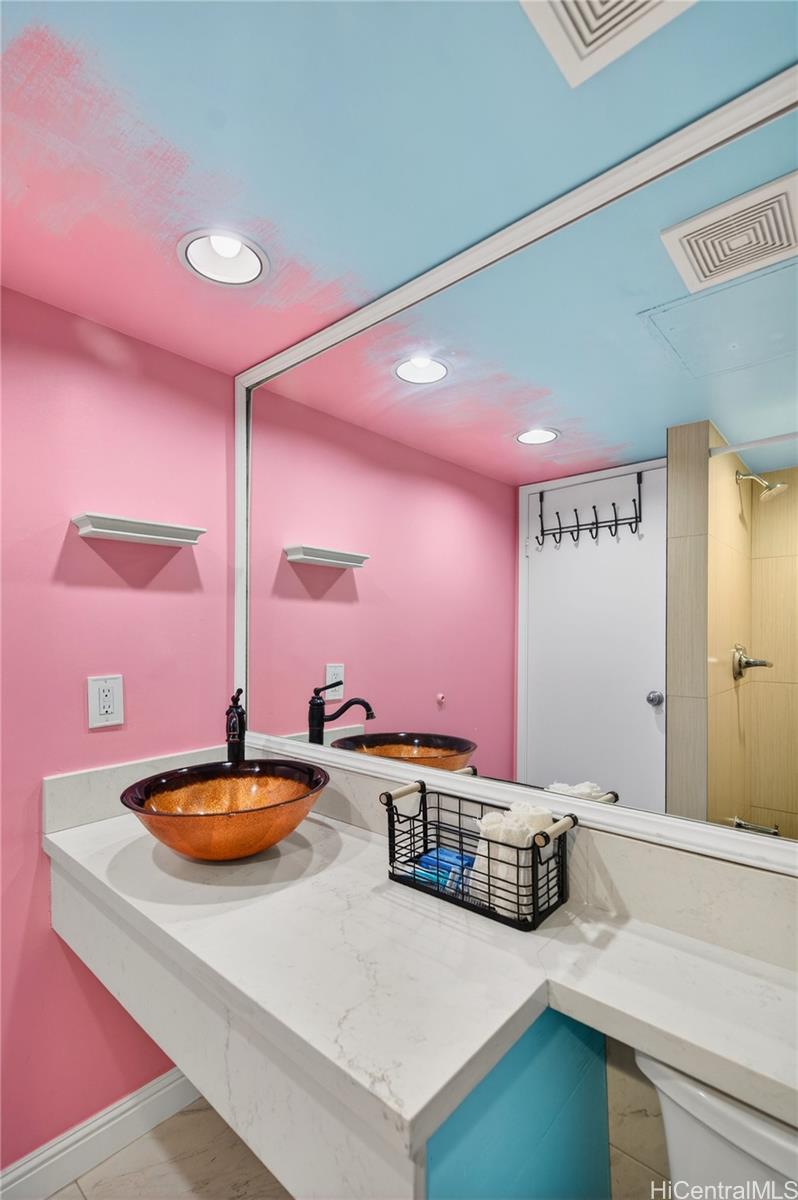 Palms At Waikiki condo # 303, Honolulu, Hawaii - photo 15 of 18