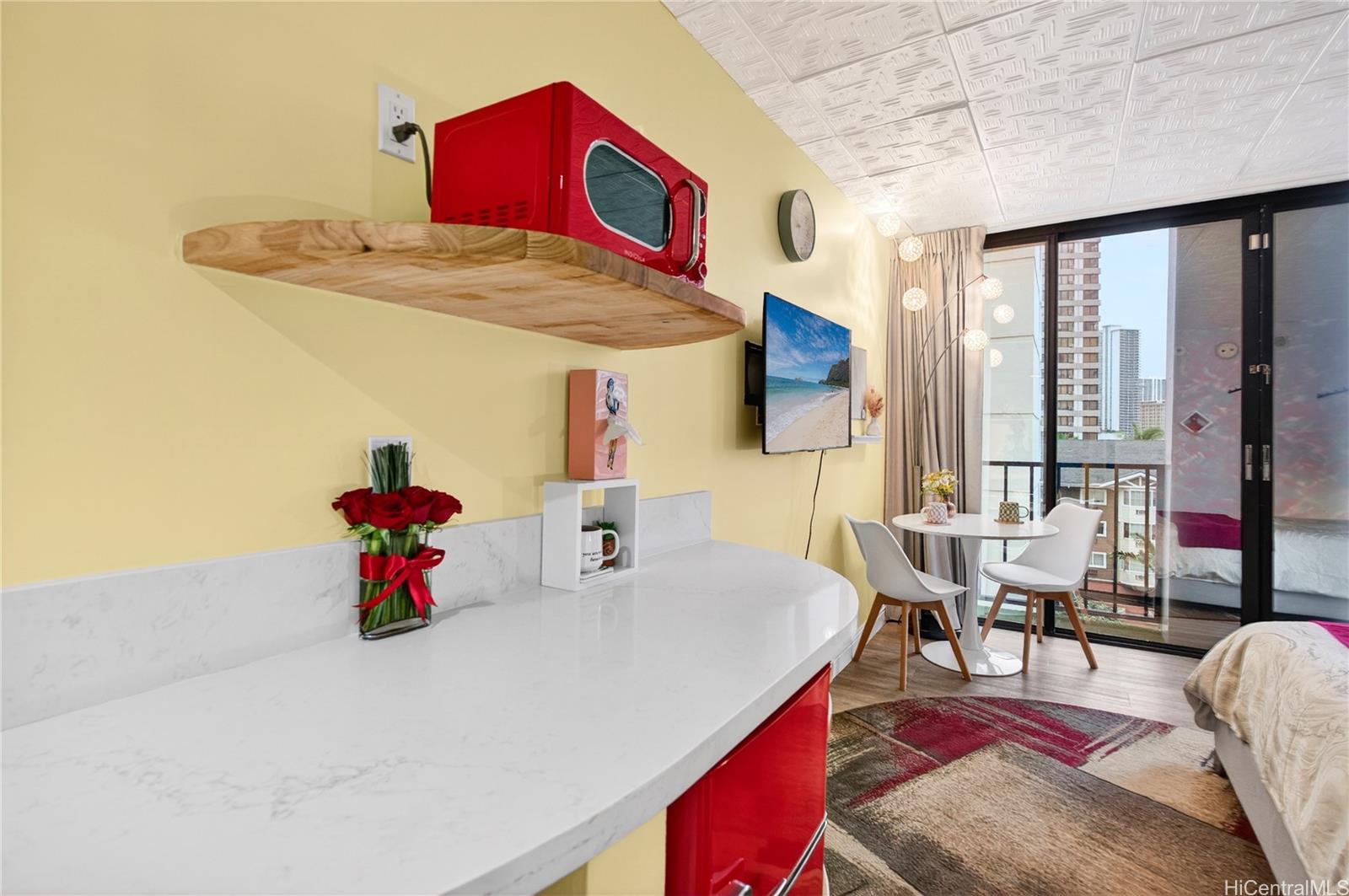 Palms At Waikiki condo # 303, Honolulu, Hawaii - photo 7 of 18