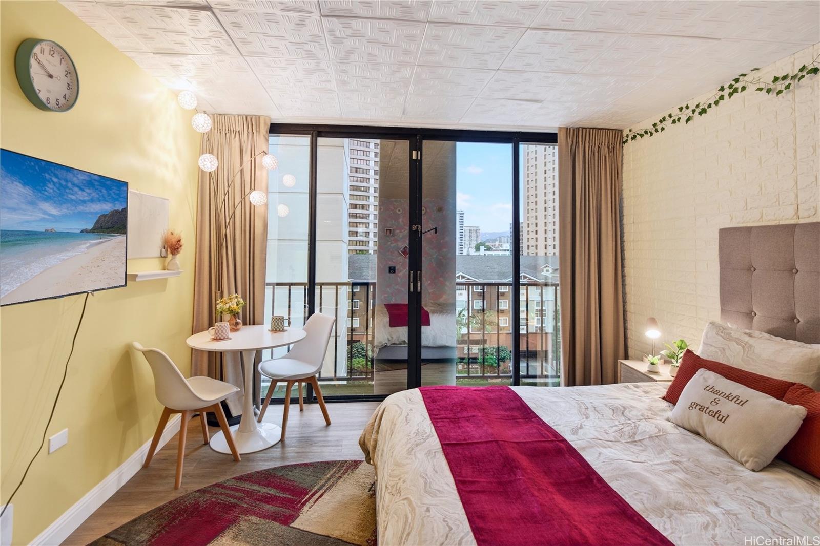 Palms At Waikiki condo # 303, Honolulu, Hawaii - photo 9 of 18