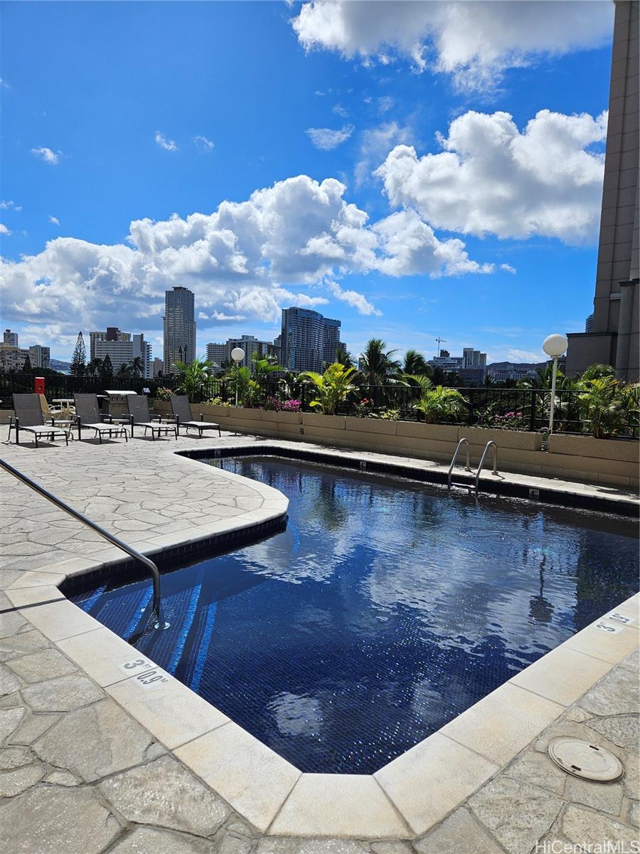 Palms At Waikiki condo # 317, Honolulu, Hawaii - photo 12 of 20