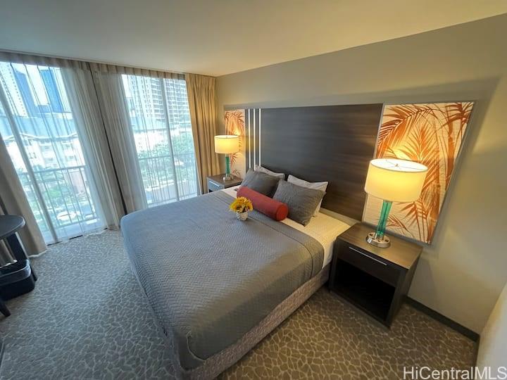 Palms At Waikiki condo # 317, Honolulu, Hawaii - photo 5 of 20