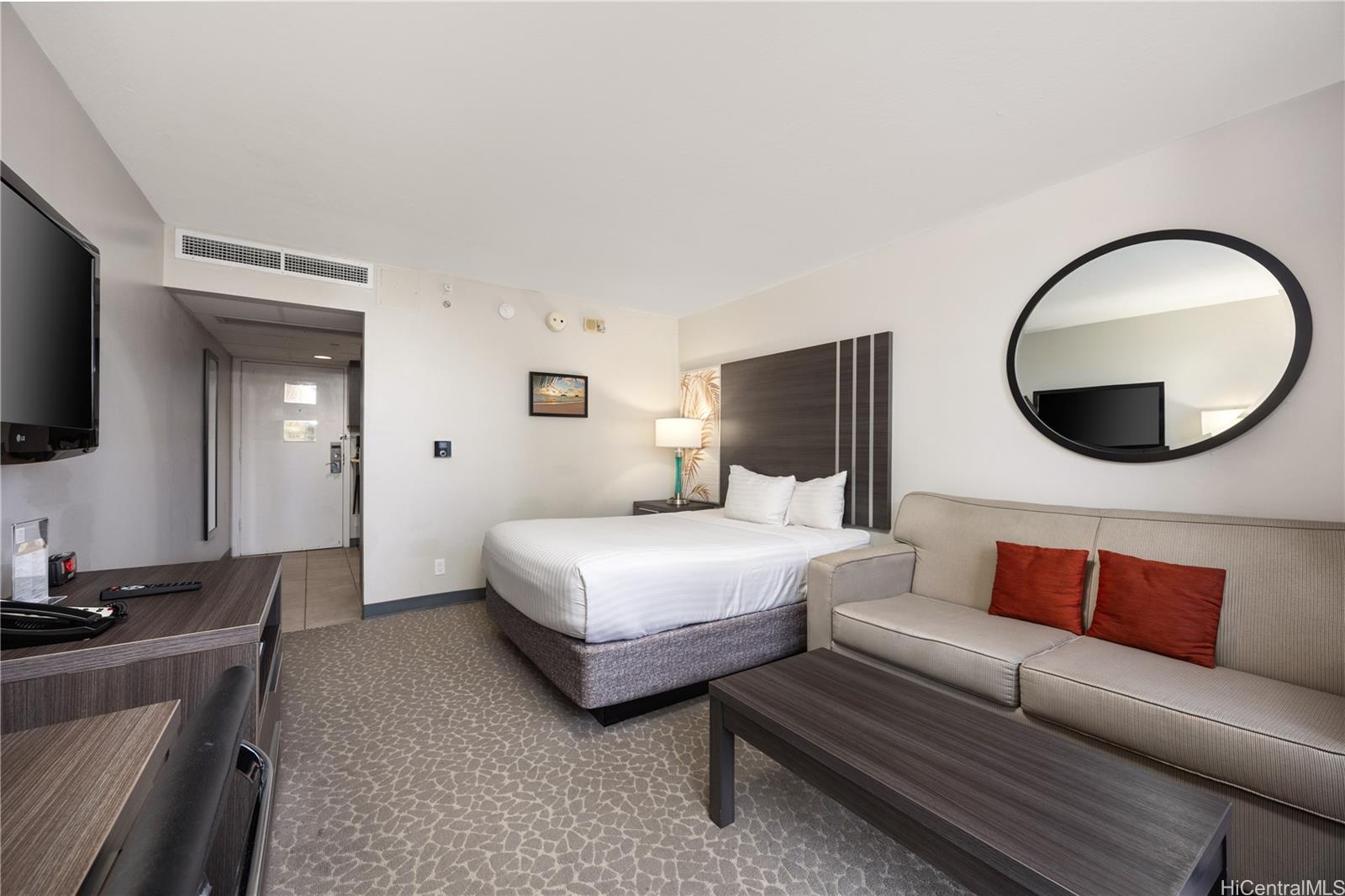 Palms At Waikiki condo # 408, Honolulu, Hawaii - photo 3 of 25