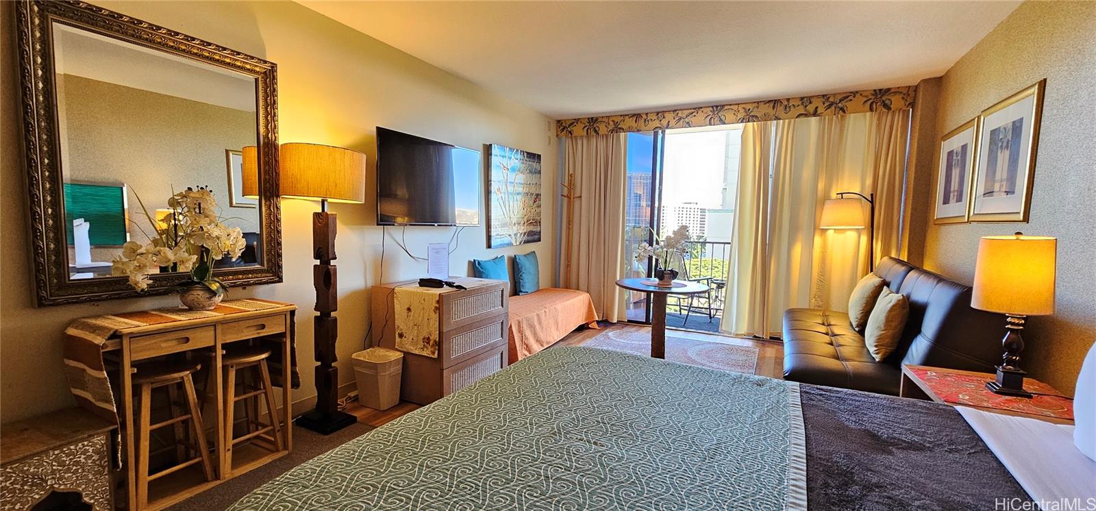 Palms At Waikiki condo # 412, Honolulu, Hawaii - photo 2 of 22