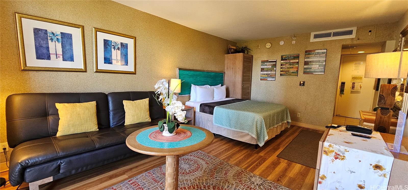 Palms At Waikiki condo # 412, Honolulu, Hawaii - photo 6 of 22