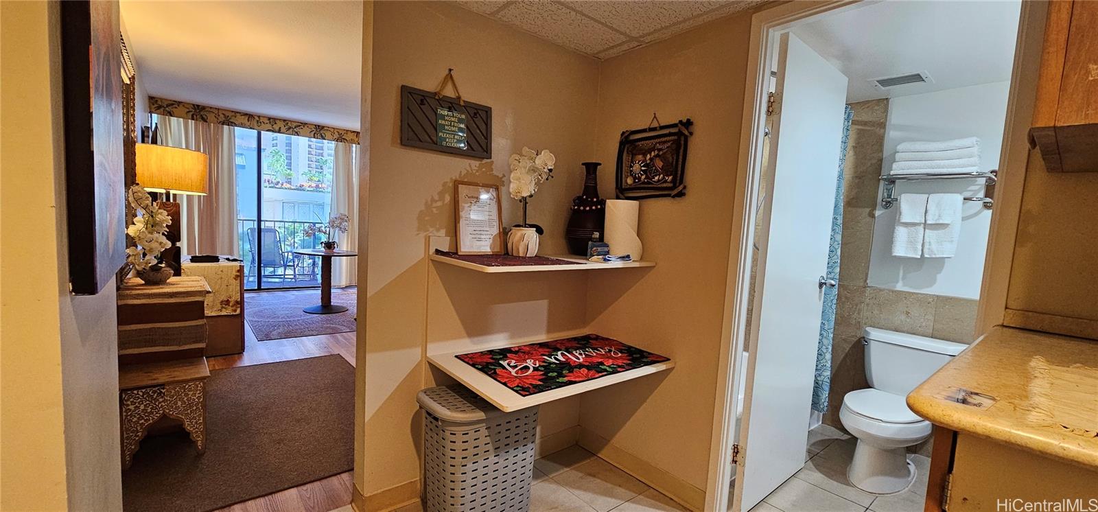 Palms At Waikiki condo # 412, Honolulu, Hawaii - photo 7 of 22