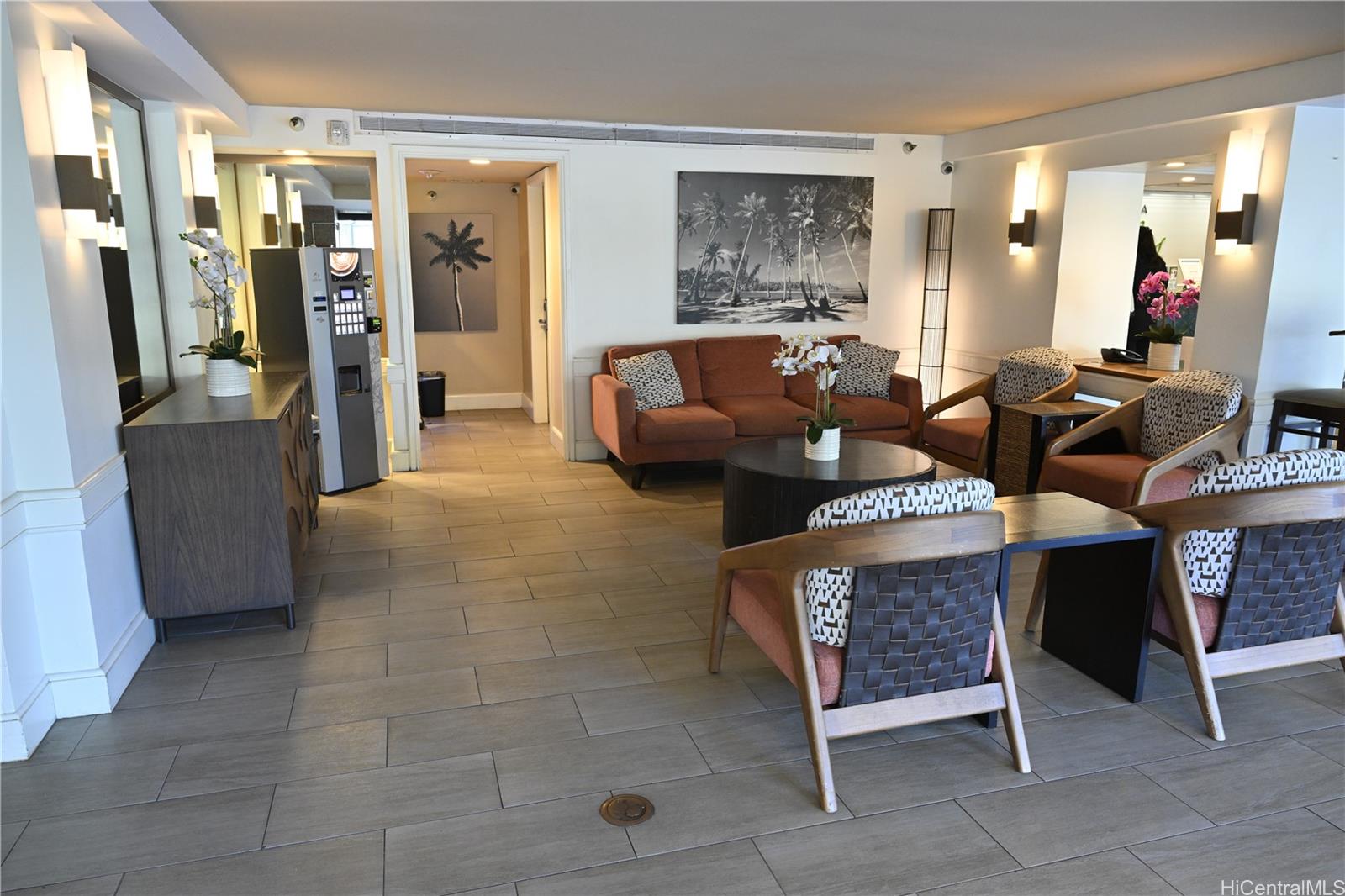 Palms At Waikiki condo # 415, Honolulu, Hawaii - photo 10 of 13