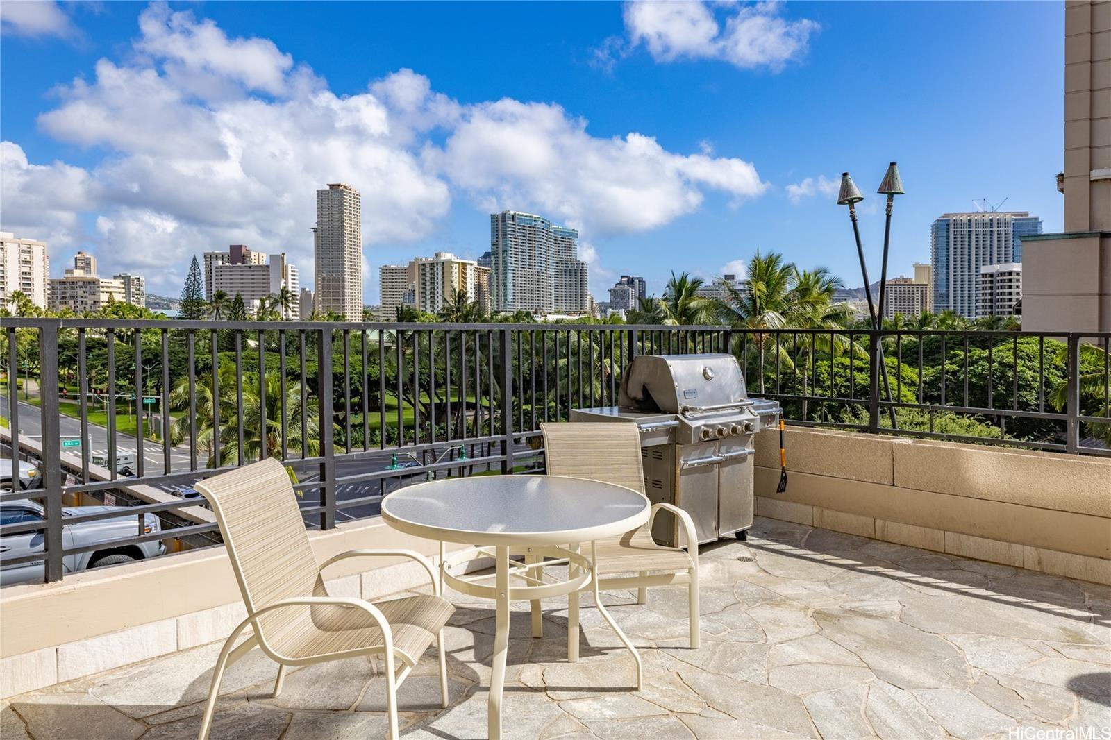 Palms at Waikiki condo # 429, Honolulu, Hawaii - photo 15 of 18