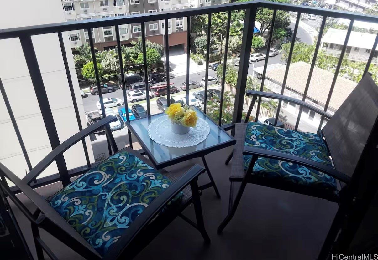 Palms At Waikiki condo # 601, Honolulu, Hawaii - photo 6 of 13