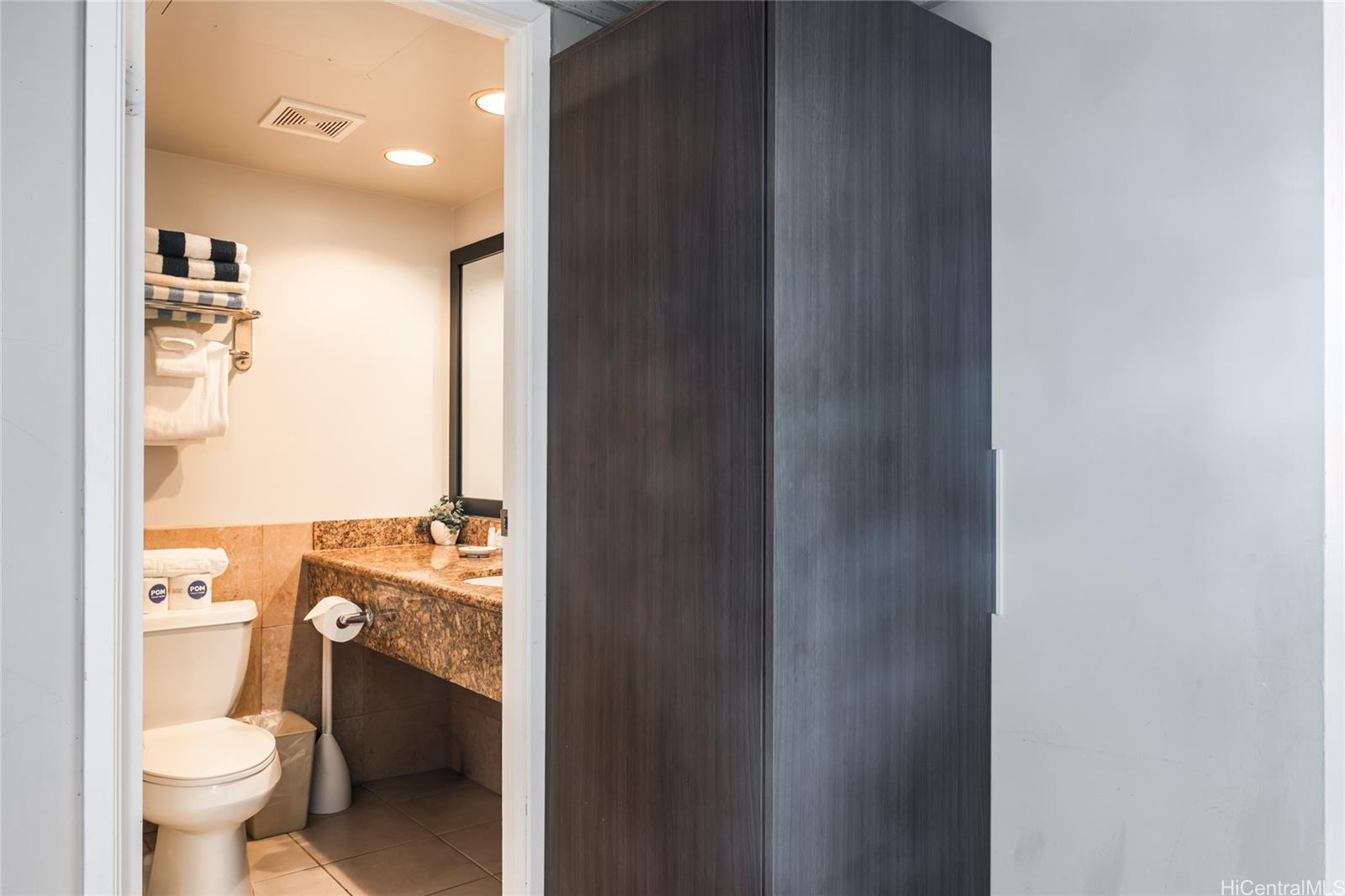 Palms At Waikiki condo # 614, Honolulu, Hawaii - photo 12 of 23