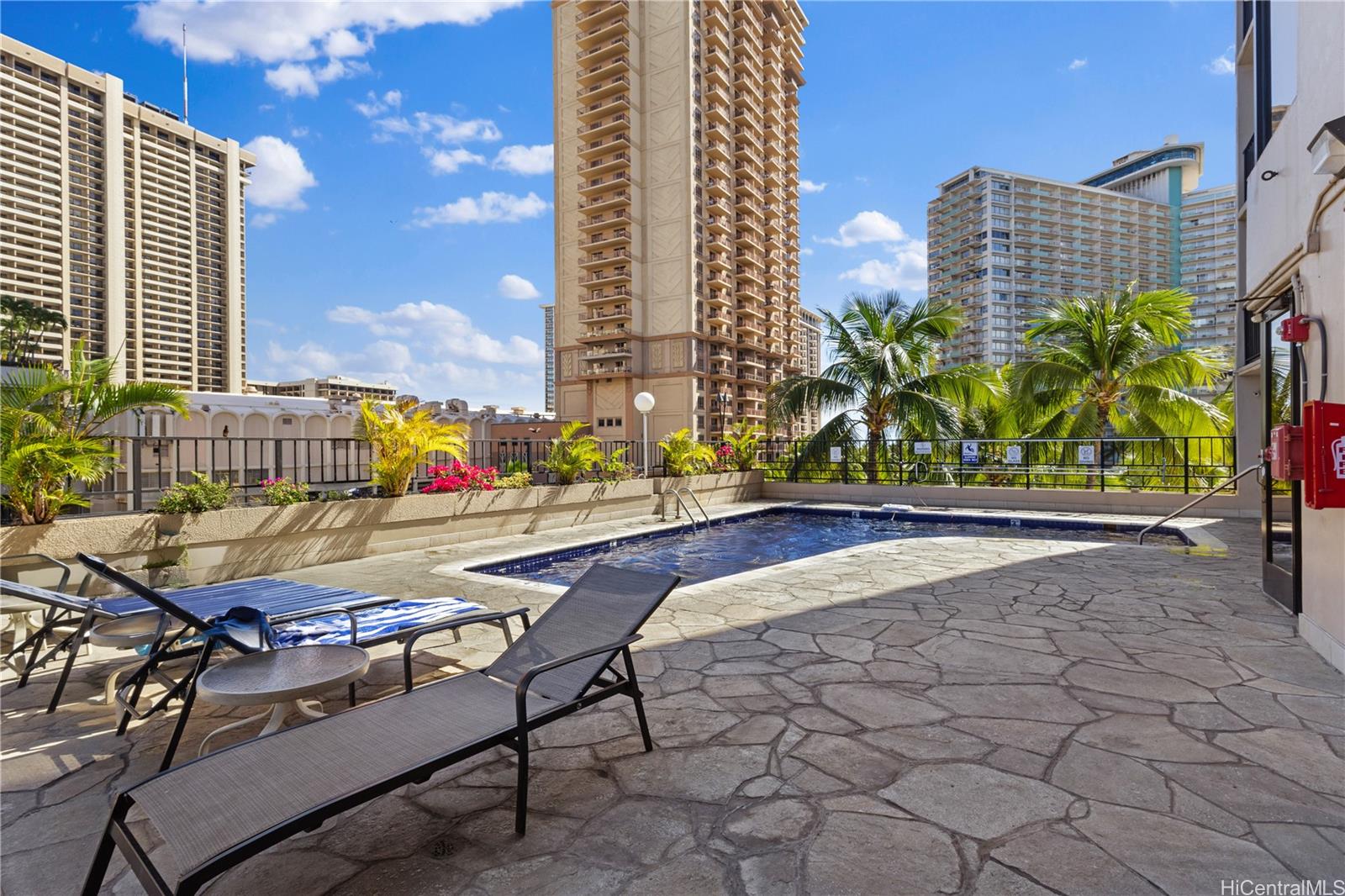 Palms At Waikiki condo # 703, Honolulu, Hawaii - photo 11 of 15