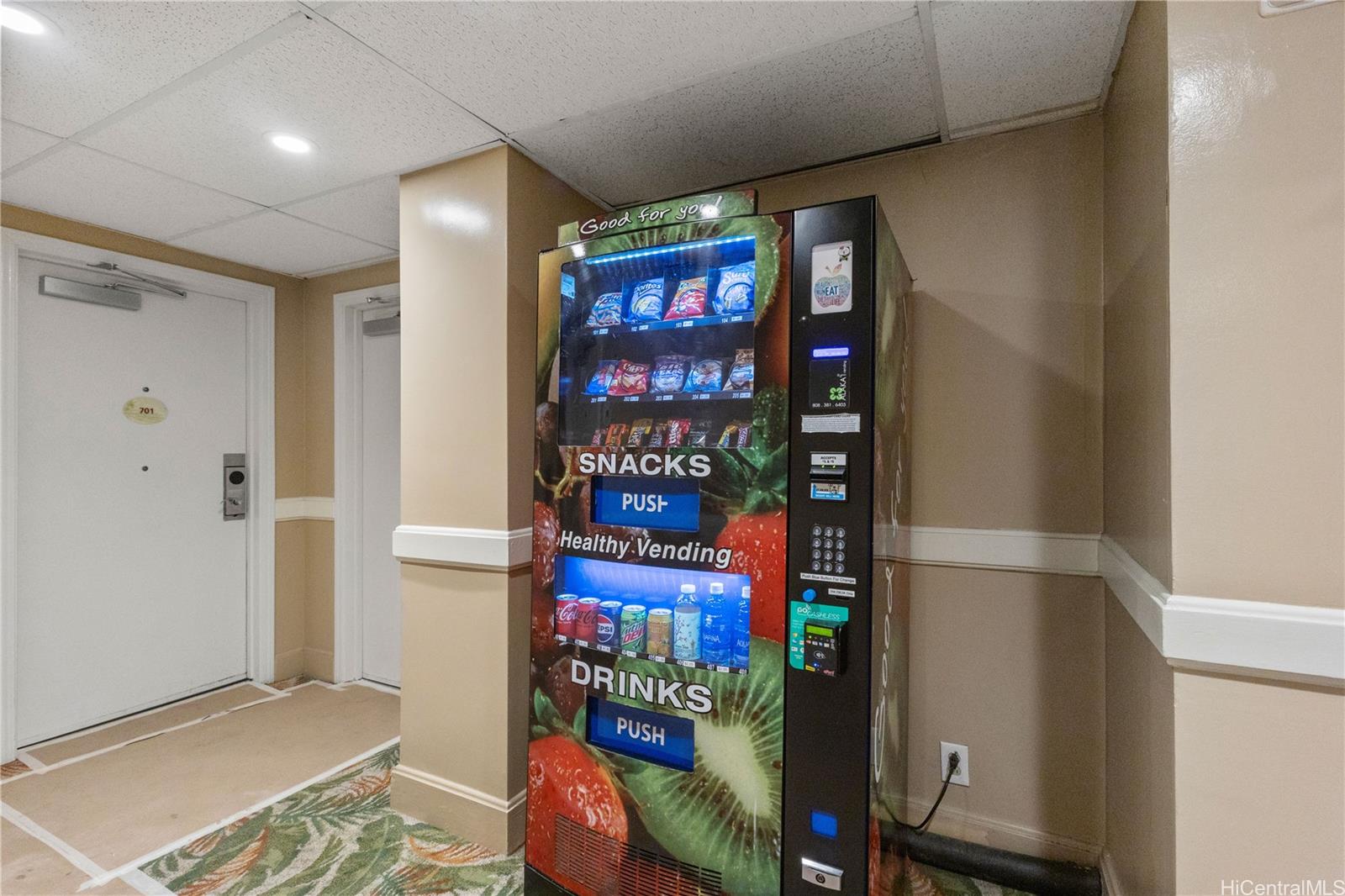 Palms At Waikiki condo # 703, Honolulu, Hawaii - photo 9 of 15