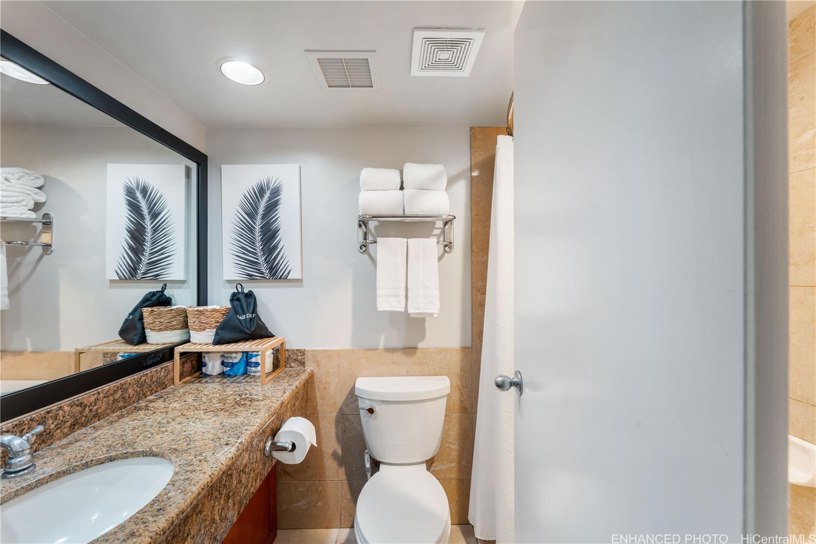 Palms At Waikiki condo # 816, Honolulu, Hawaii - photo 11 of 25