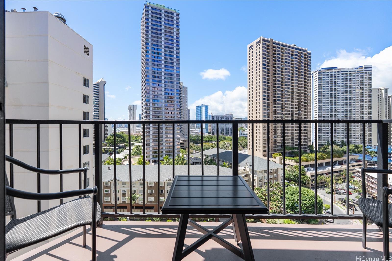 Palms At Waikiki condo # 911, Honolulu, Hawaii - photo 12 of 24