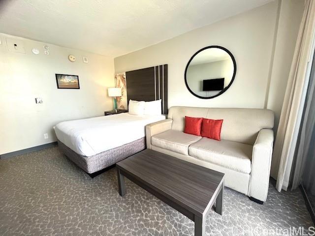 Palms At Waikiki condo # 915, Honolulu, Hawaii - photo 4 of 24