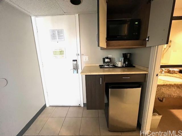 Palms At Waikiki condo # 915, Honolulu, Hawaii - photo 7 of 24