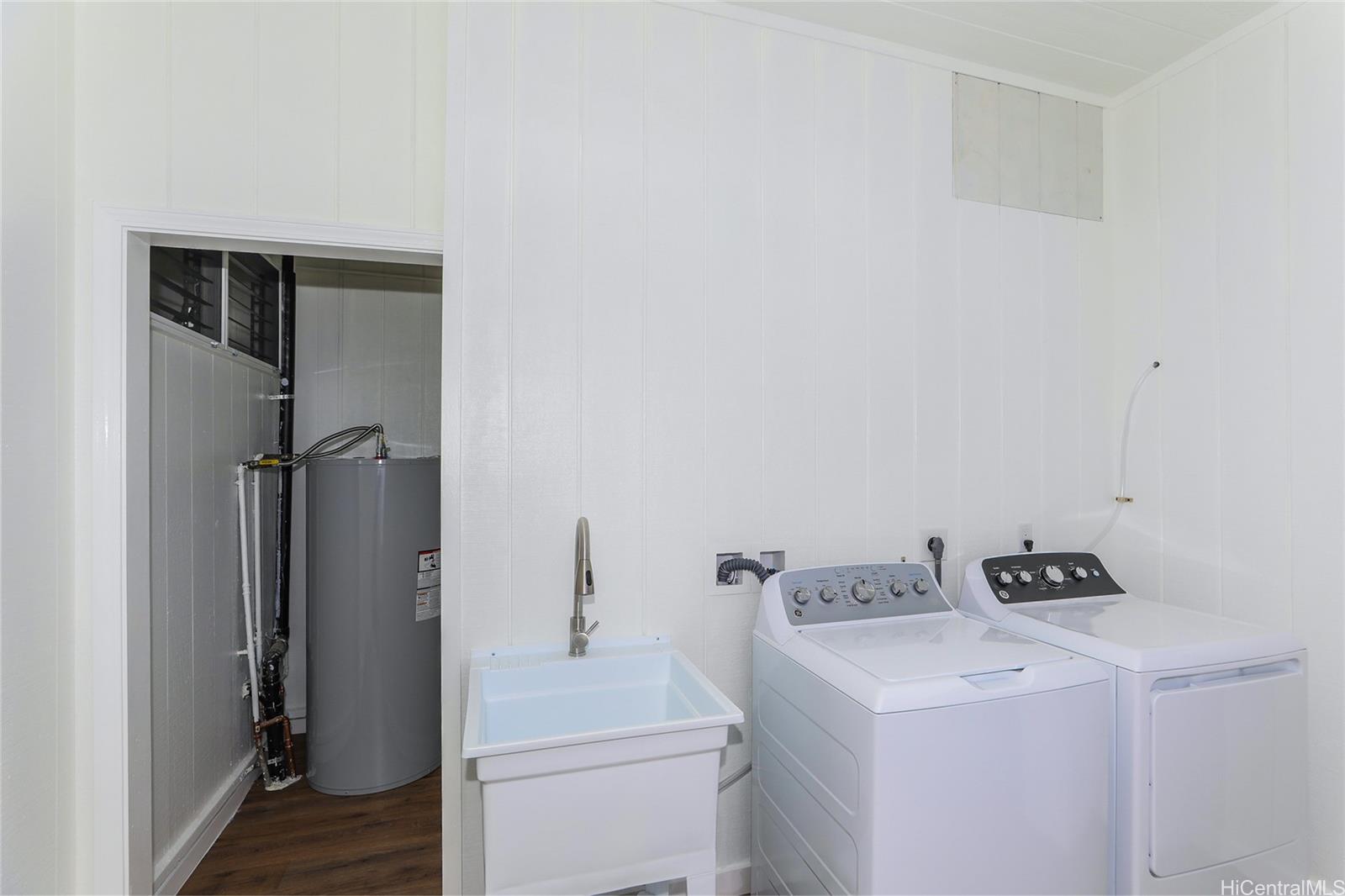 1858  Hoolehua Street Pearl City-upper, PearlCity home - photo 11 of 25