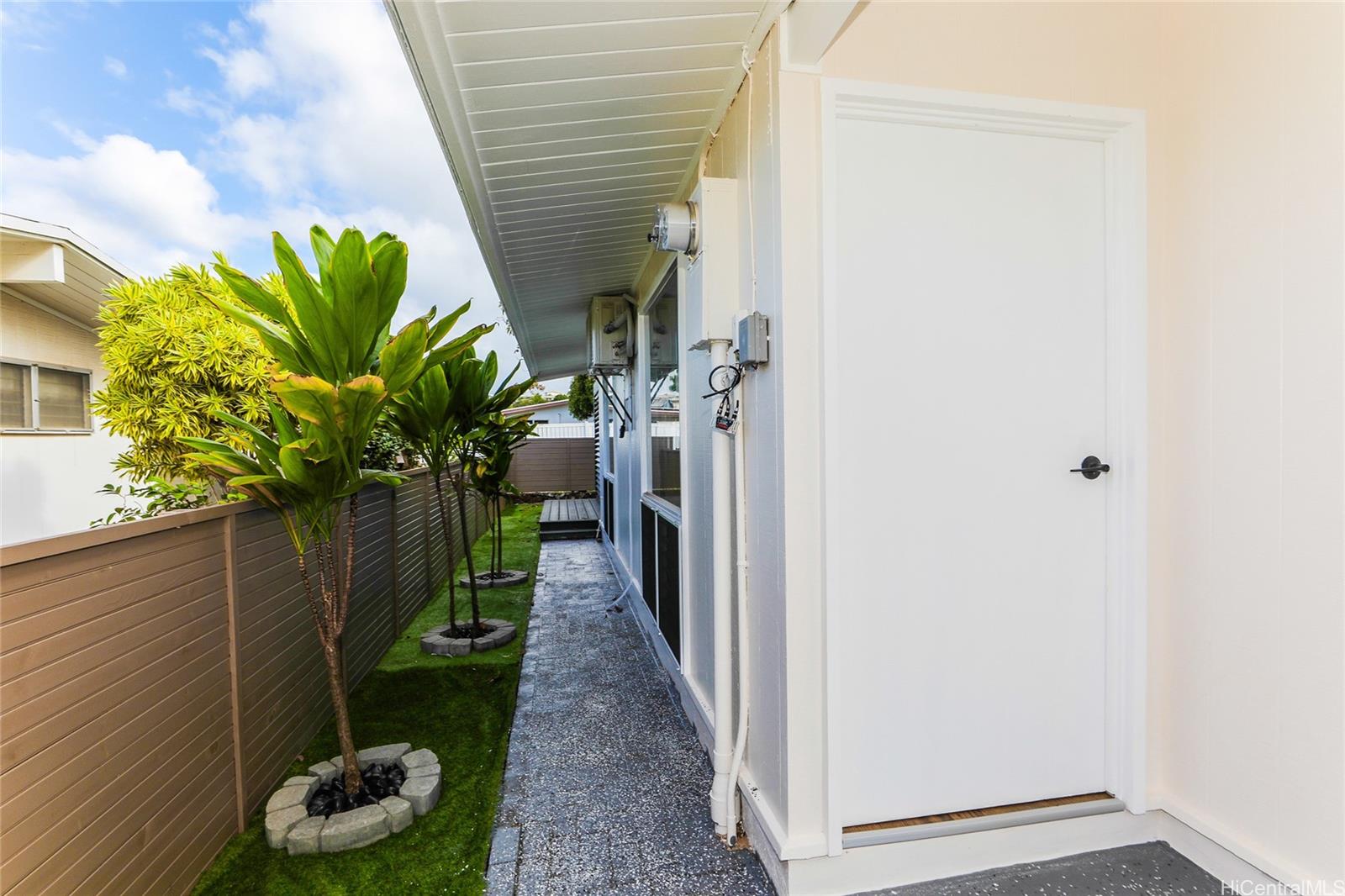 1858  Hoolehua Street Pearl City-upper, PearlCity home - photo 18 of 25