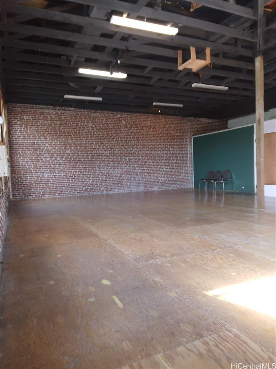 186 King Street Honolulu - Rental - photo 3 of 4