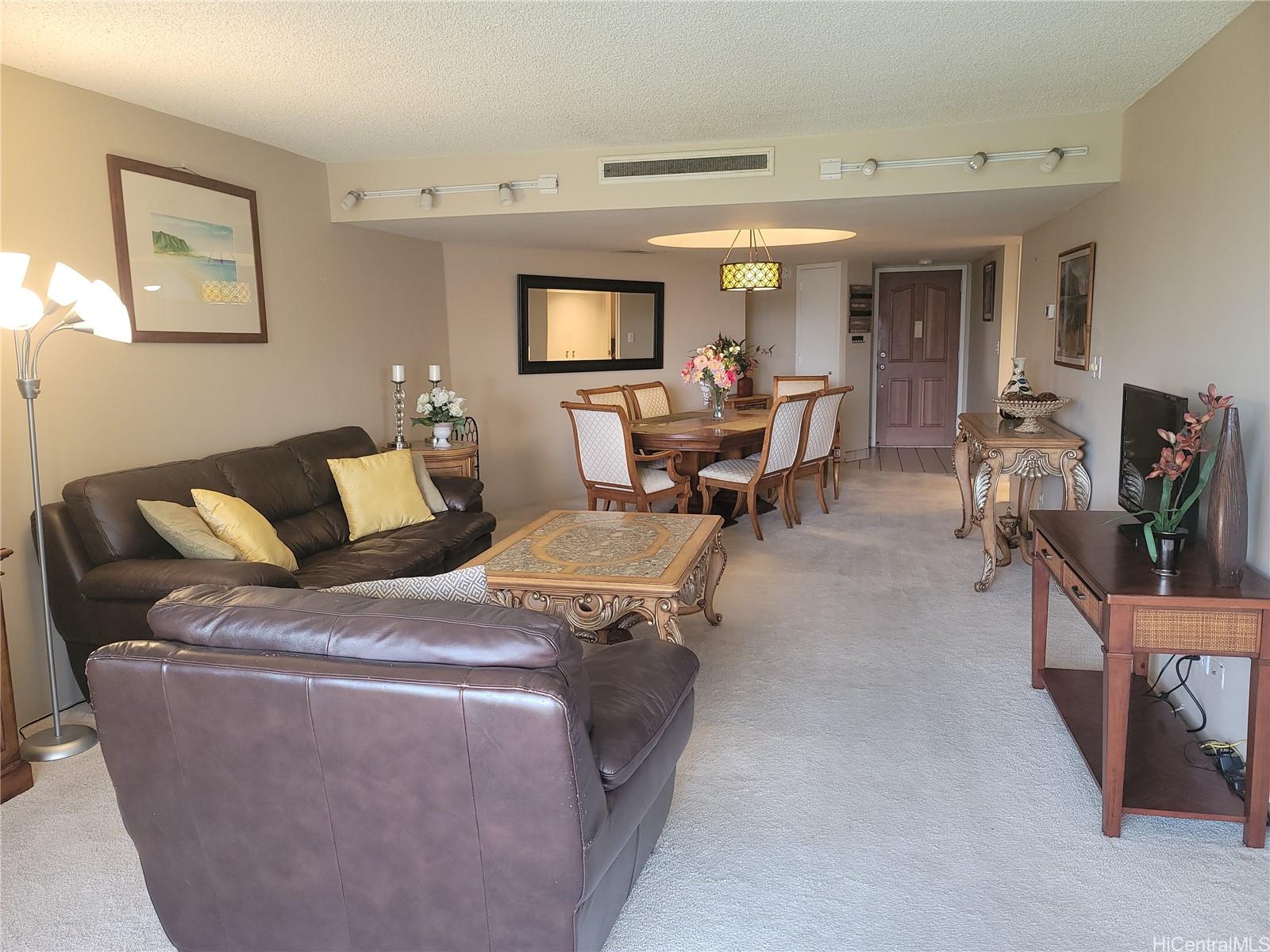 Wailana At Waikiki condo # 1001, Honolulu, Hawaii - photo 2 of 17