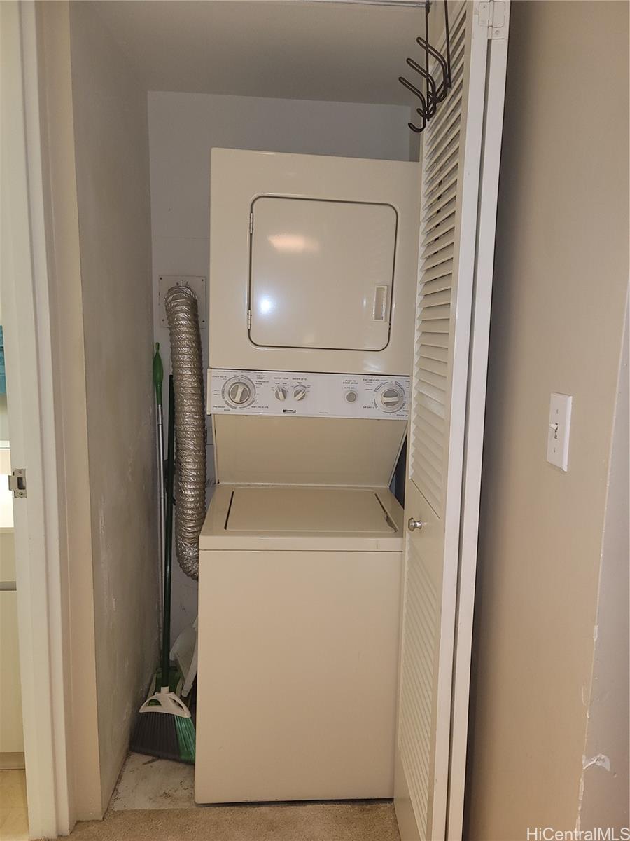 Wailana At Waikiki condo # 1001, Honolulu, Hawaii - photo 12 of 17