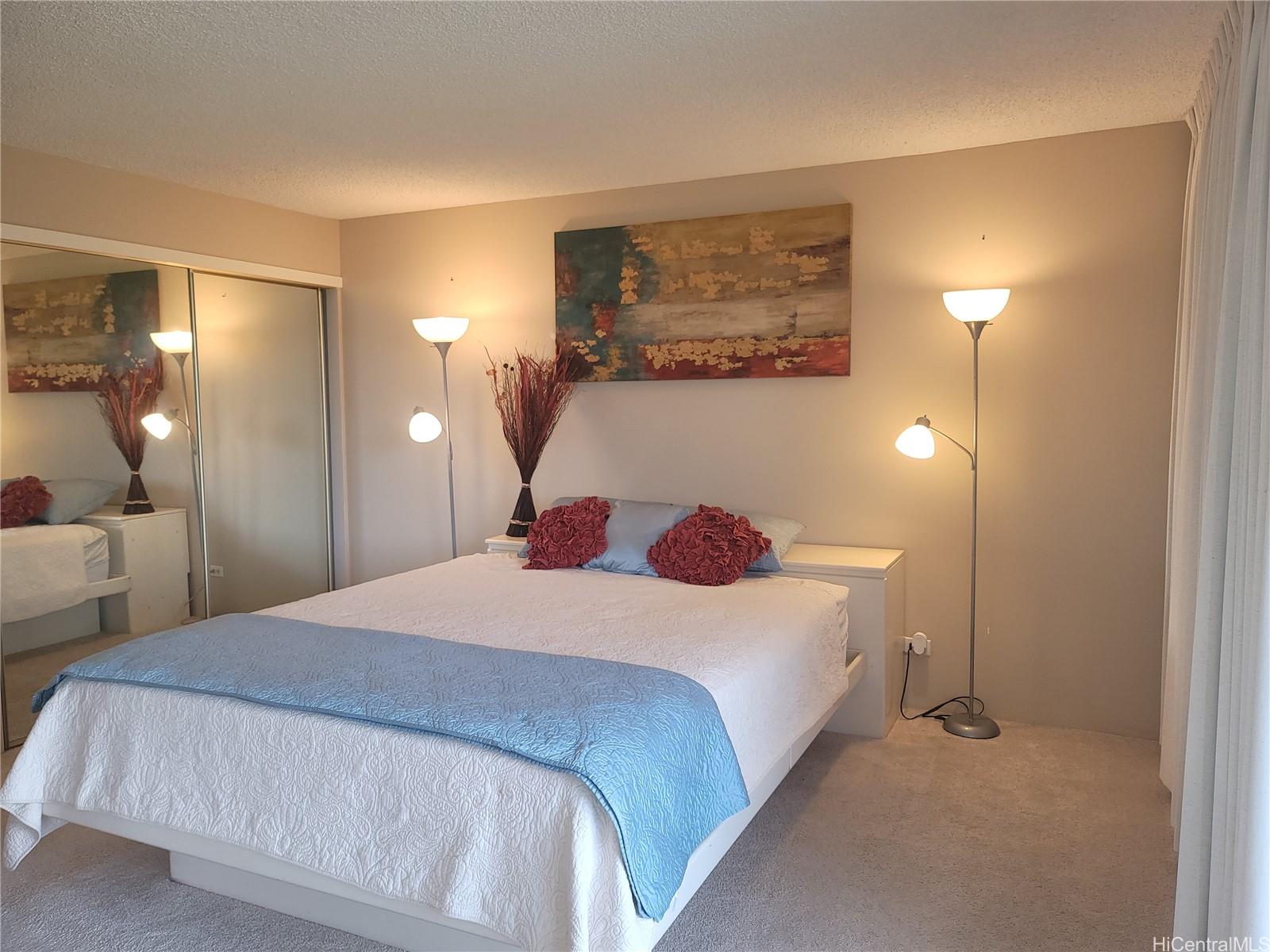 Wailana At Waikiki condo # 1001, Honolulu, Hawaii - photo 4 of 17