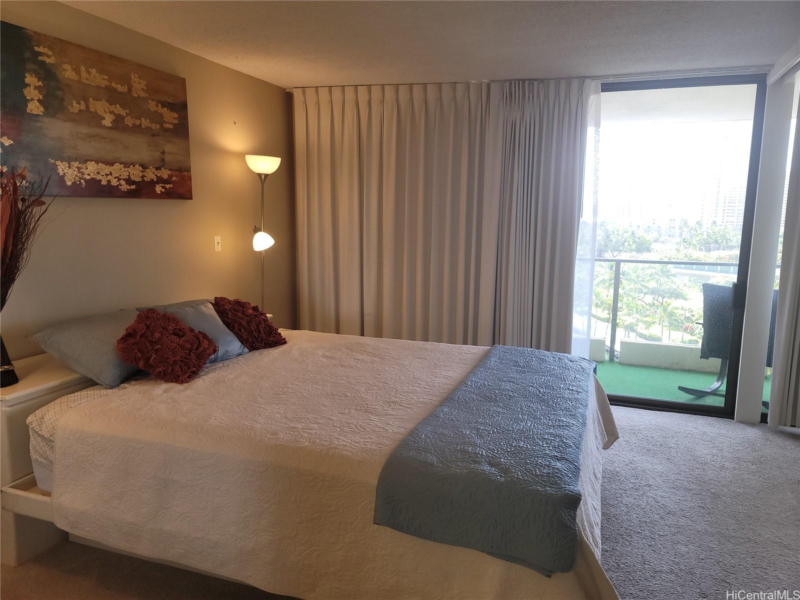 Wailana At Waikiki condo # 1001, Honolulu, Hawaii - photo 5 of 17