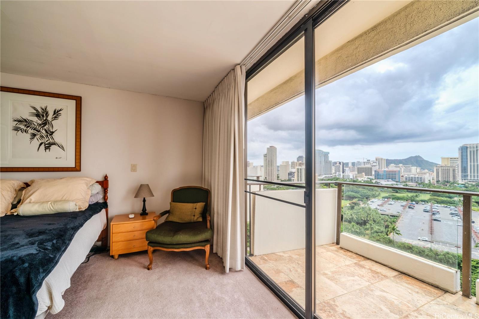 Wailana At Waikiki condo # 1904, Honolulu, Hawaii - photo 3 of 23