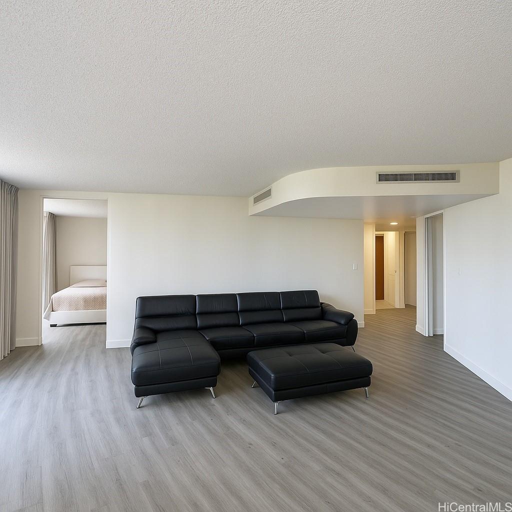 Wailana At Waikiki condo # 500, Honolulu, Hawaii - photo 2 of 10