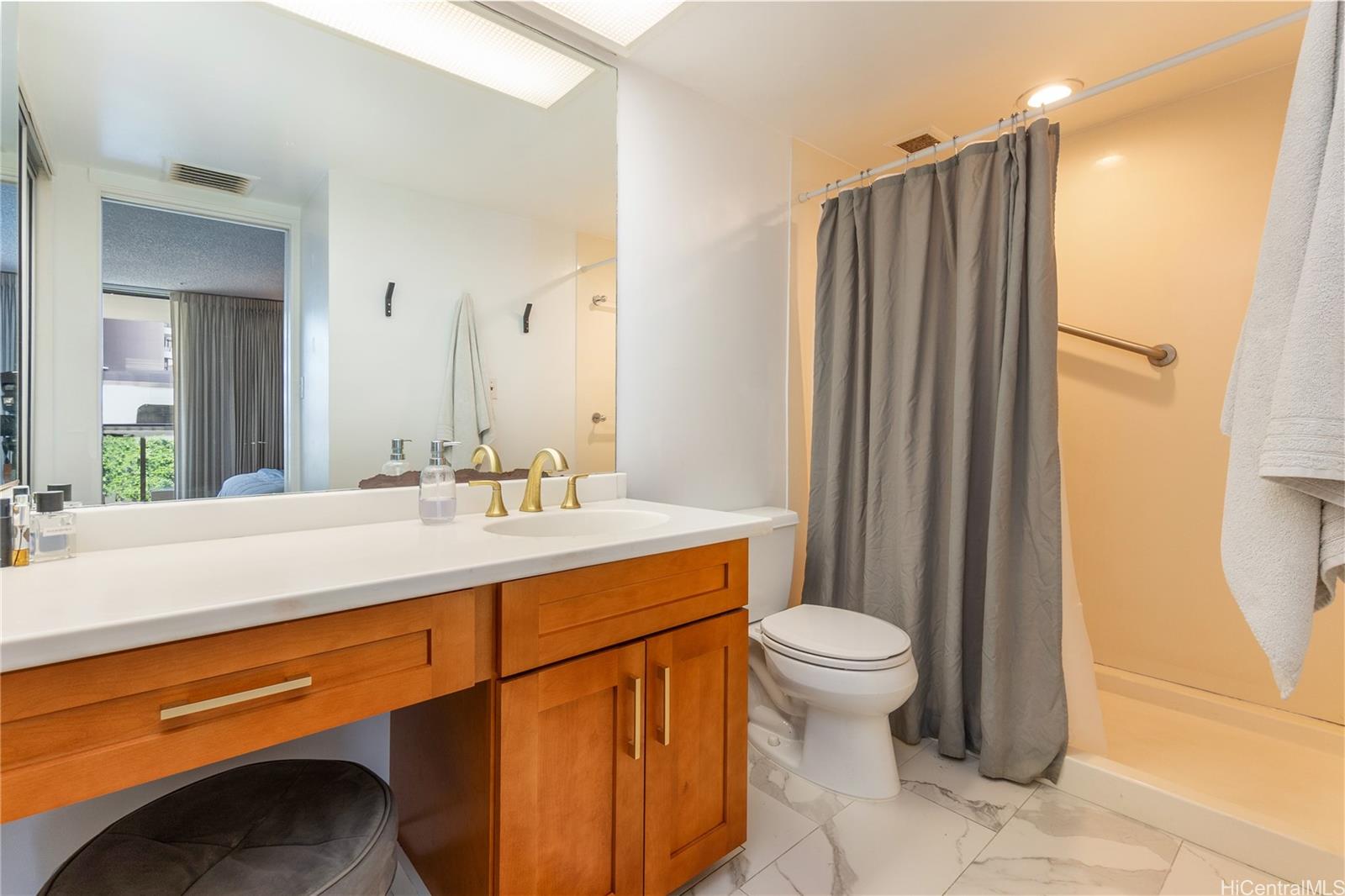 Wailana At Waikiki condo # 609, Honolulu, Hawaii - photo 15 of 24