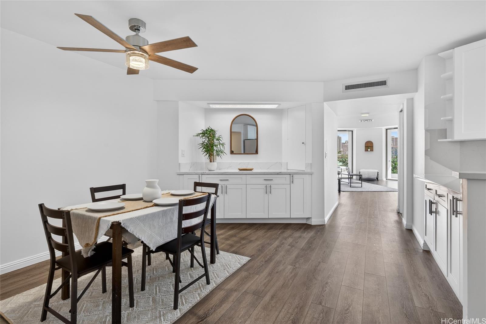 Wailana At Waikiki condo # 700, Honolulu, Hawaii - photo 15 of 20