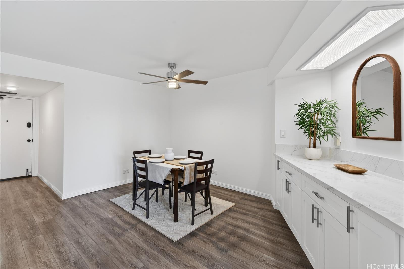 Wailana At Waikiki condo # 700, Honolulu, Hawaii - photo 20 of 20