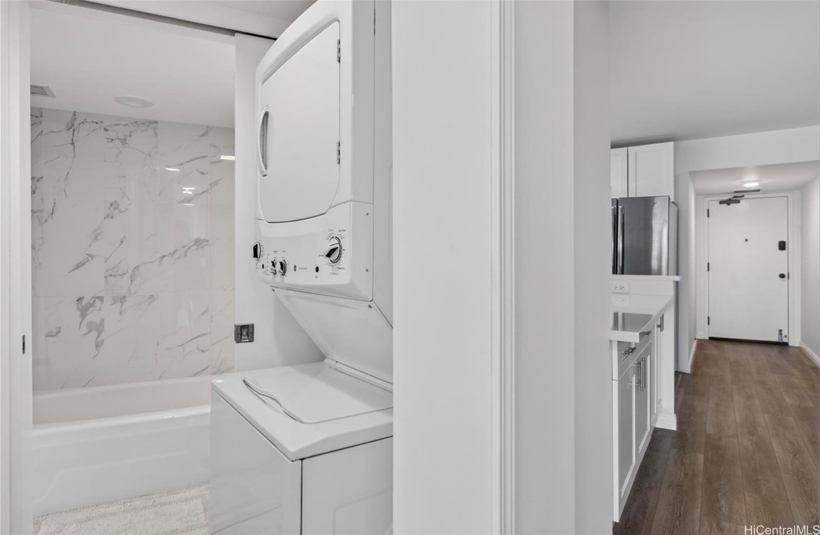 Wailana At Waikiki condo # 700, Honolulu, Hawaii - photo 19 of 24