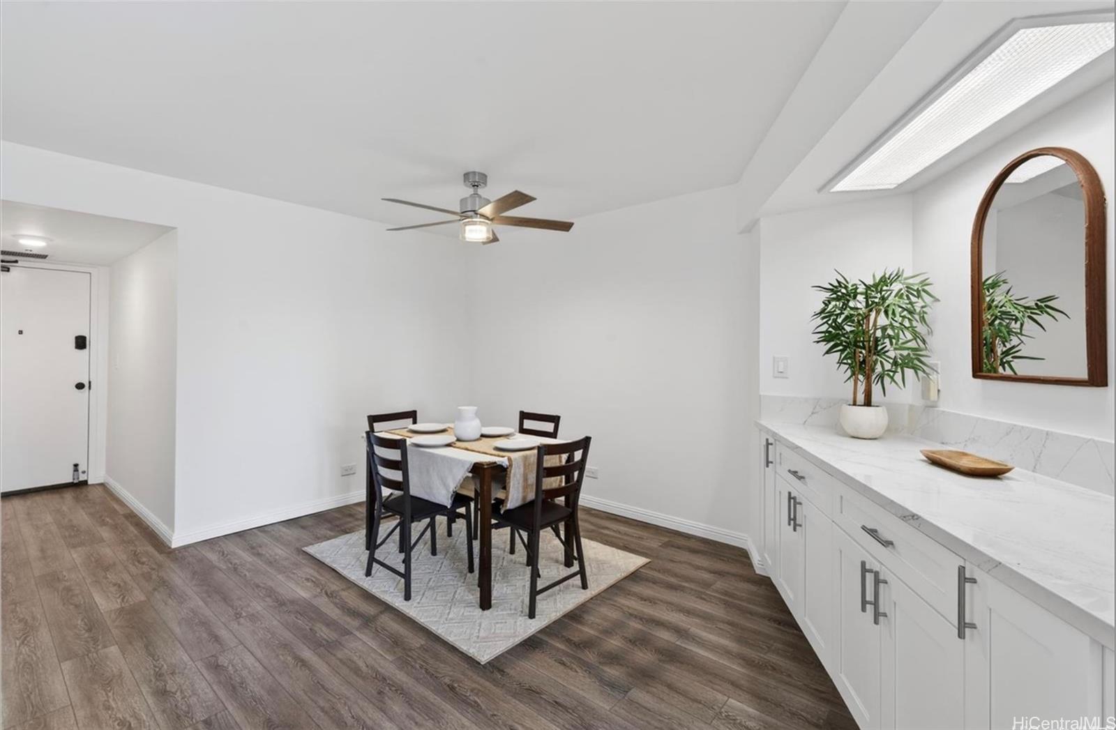 Wailana At Waikiki condo # 700, Honolulu, Hawaii - photo 20 of 24