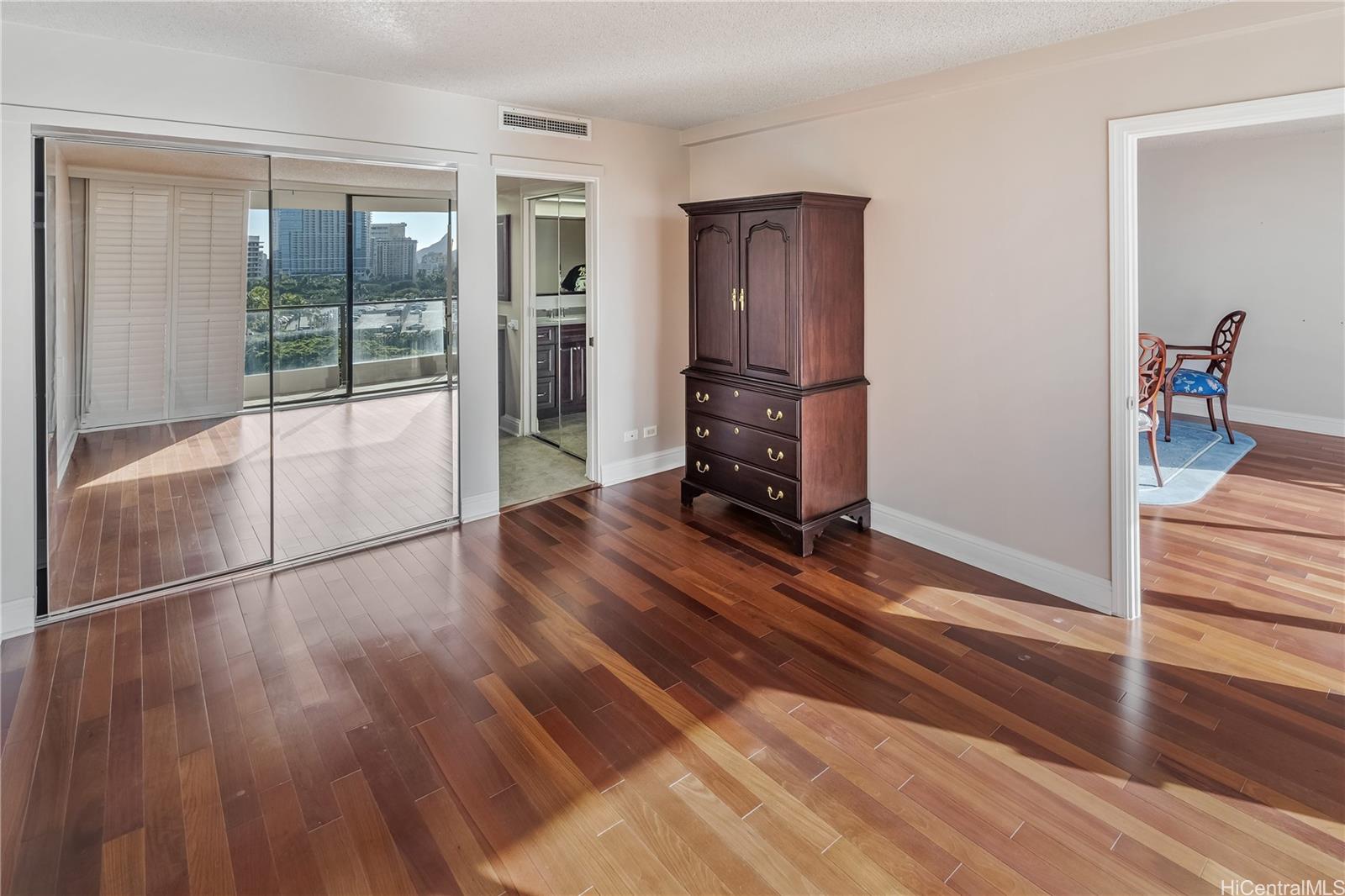 Wailana At Waikiki condo # 802, Honolulu, Hawaii - photo 11 of 21