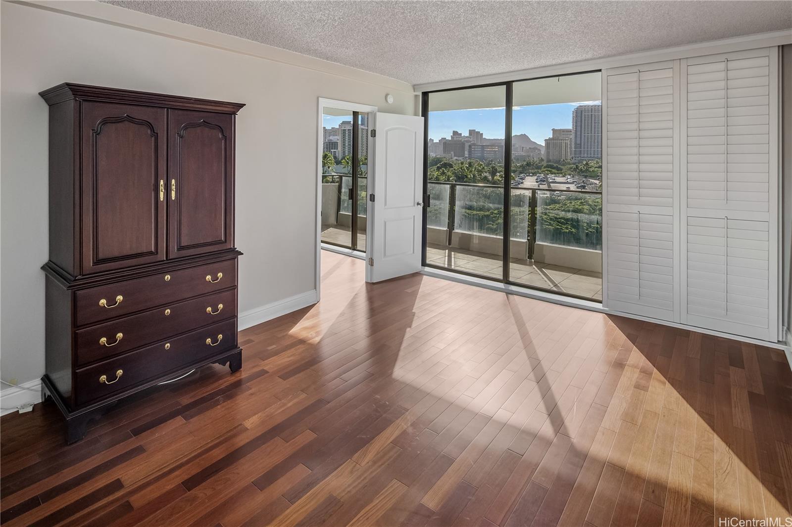 Wailana At Waikiki condo # 802, Honolulu, Hawaii - photo 12 of 21