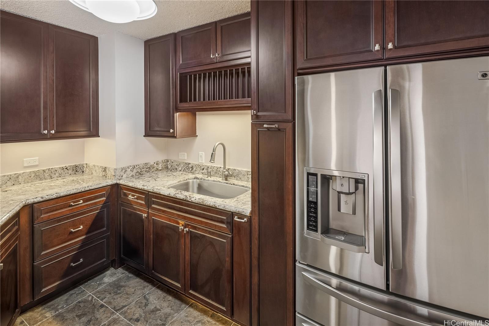 Wailana At Waikiki condo # 802, Honolulu, Hawaii - photo 7 of 21