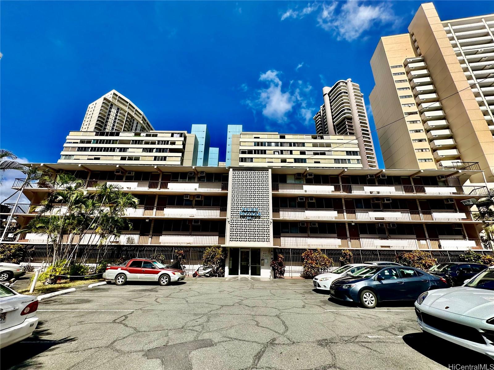 Kaioo Terrace condo # 404, Honolulu, Hawaii - photo 18 of 21