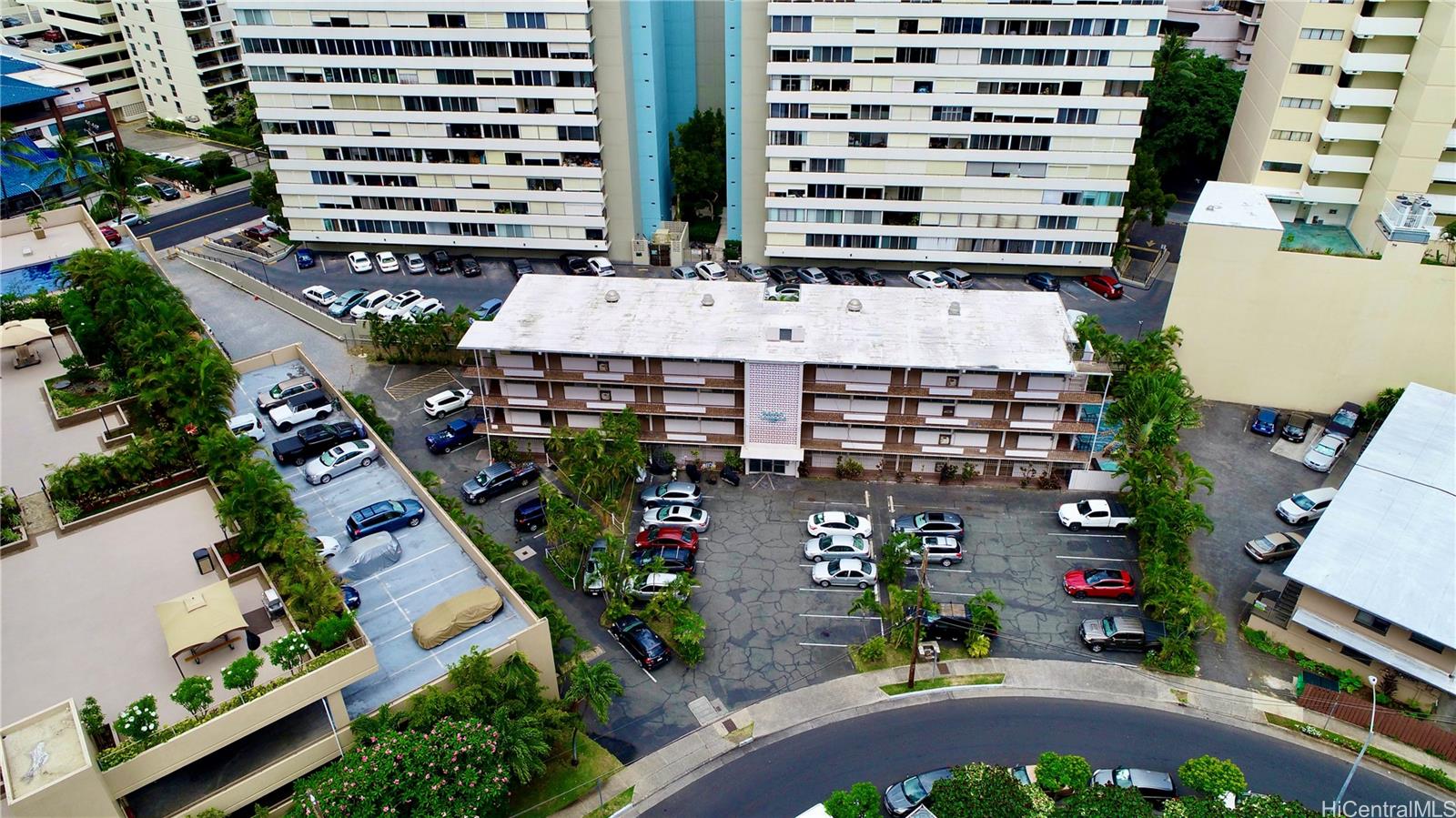 Kaioo Terrace condo # 404, Honolulu, Hawaii - photo 20 of 21