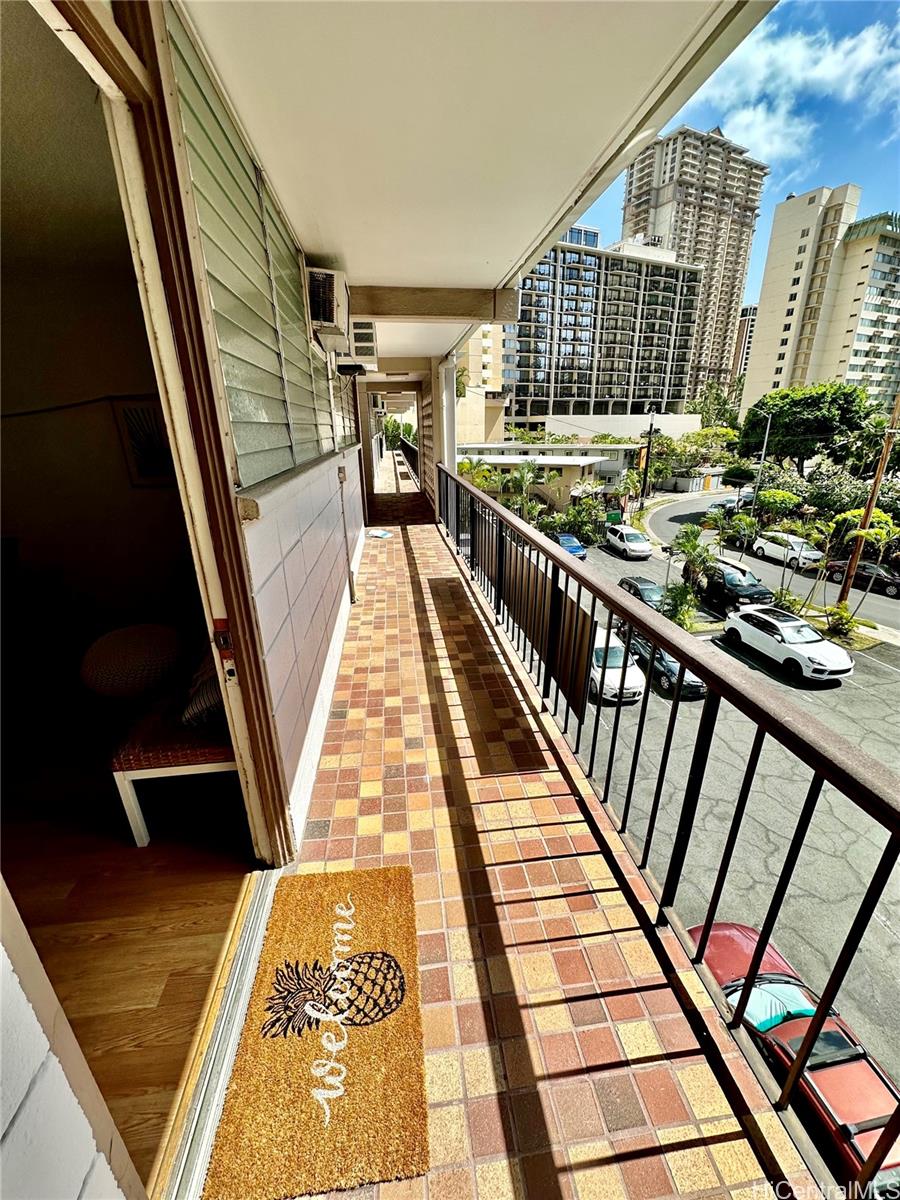 Kaioo Terrace condo # 404, Honolulu, Hawaii - photo 10 of 21