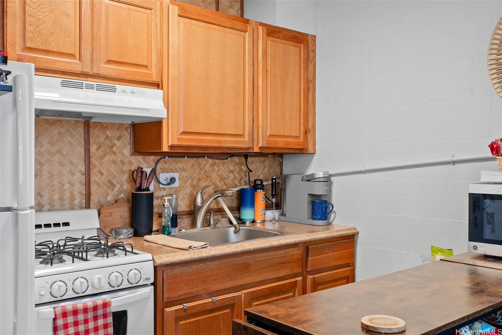 Kaioo Terrace condo # 104, Honolulu, Hawaii - photo 5 of 24