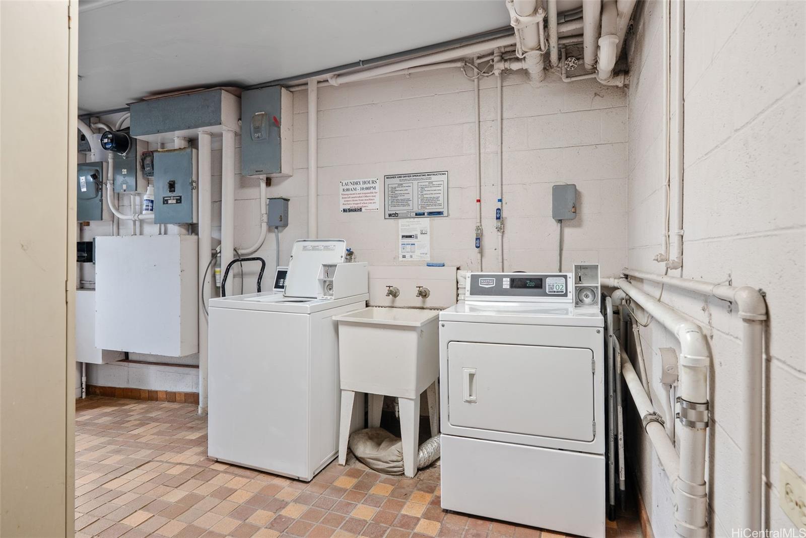 Kaioo Terrace condo # 104, Honolulu, Hawaii - photo 10 of 24