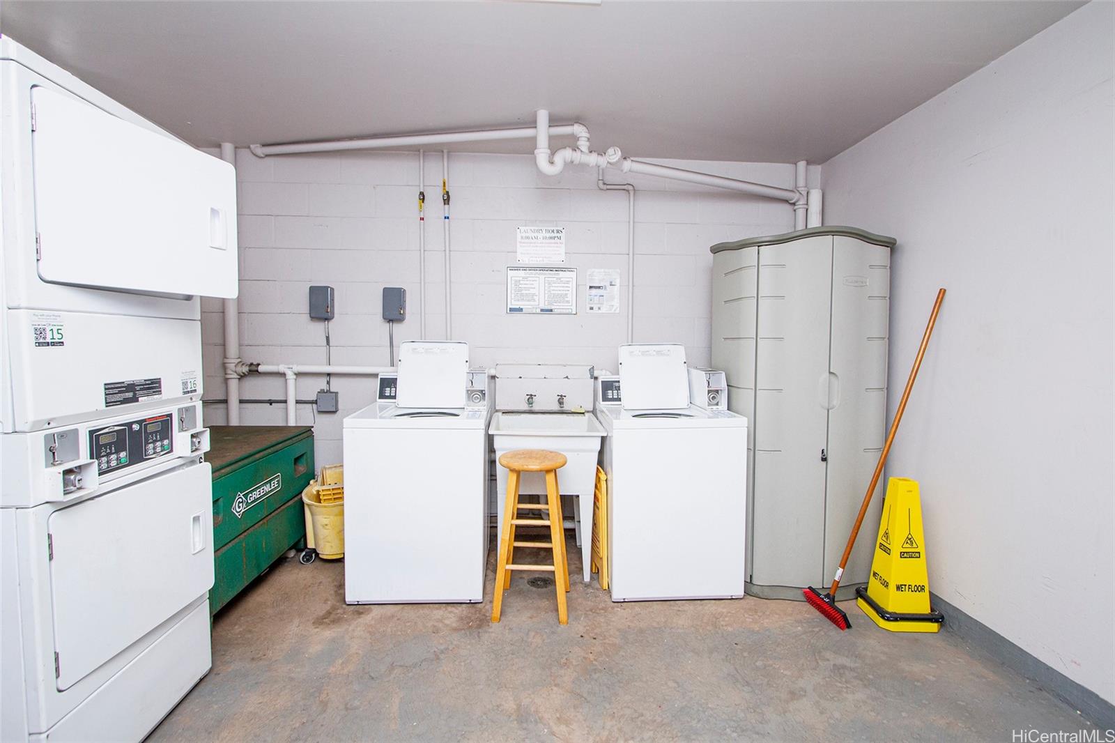 Kaioo Terrace condo # 307, Honolulu, Hawaii - photo 15 of 18