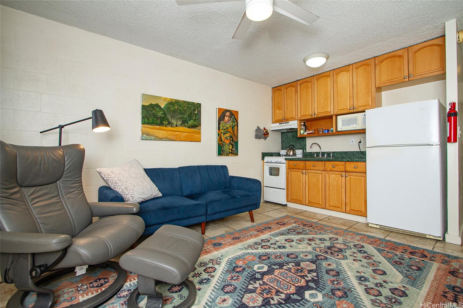 Kaioo Terrace condo # 307, Honolulu, Hawaii - photo 3 of 18