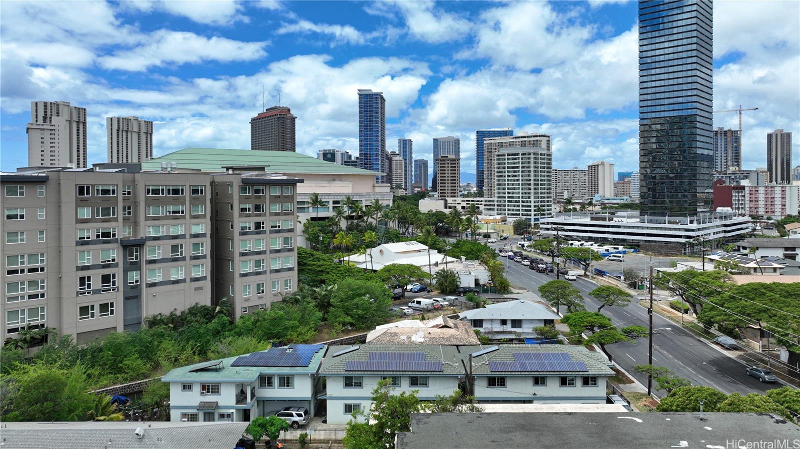 1867  Kapiolani Blvd Mccully, Honolulu home - photo 12 of 25