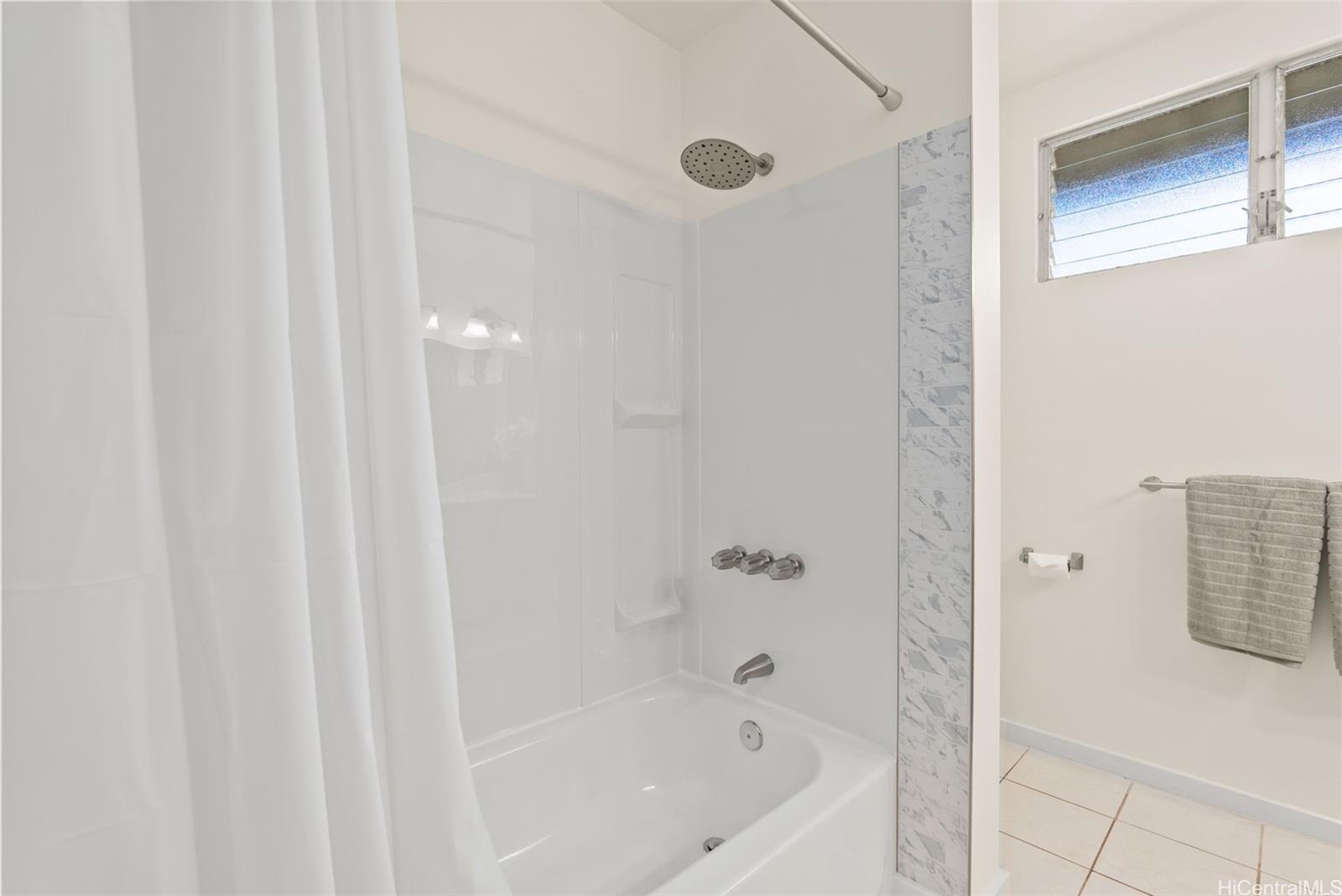 187  Kaeleloi Place Kuliouou, Diamond Head home - photo 12 of 25