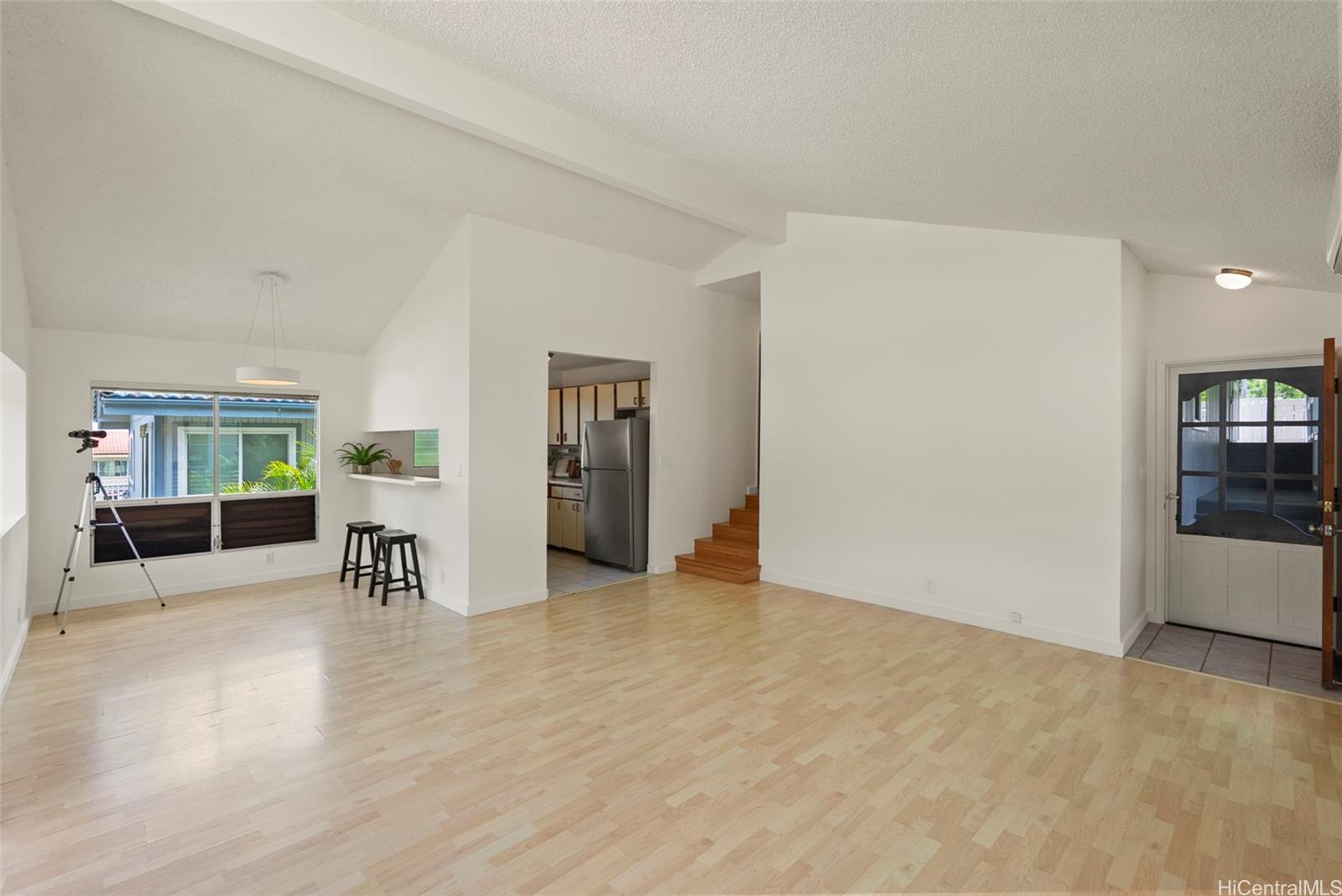 187  Kaeleloi Place Kuliouou, Diamond Head home - photo 4 of 25