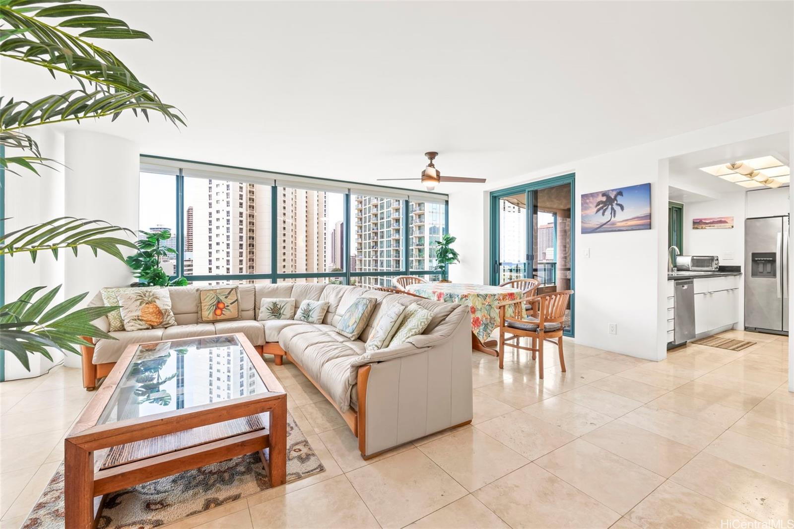 Waikiki Landmark condo # 1705, Honolulu, Hawaii - photo 3 of 25