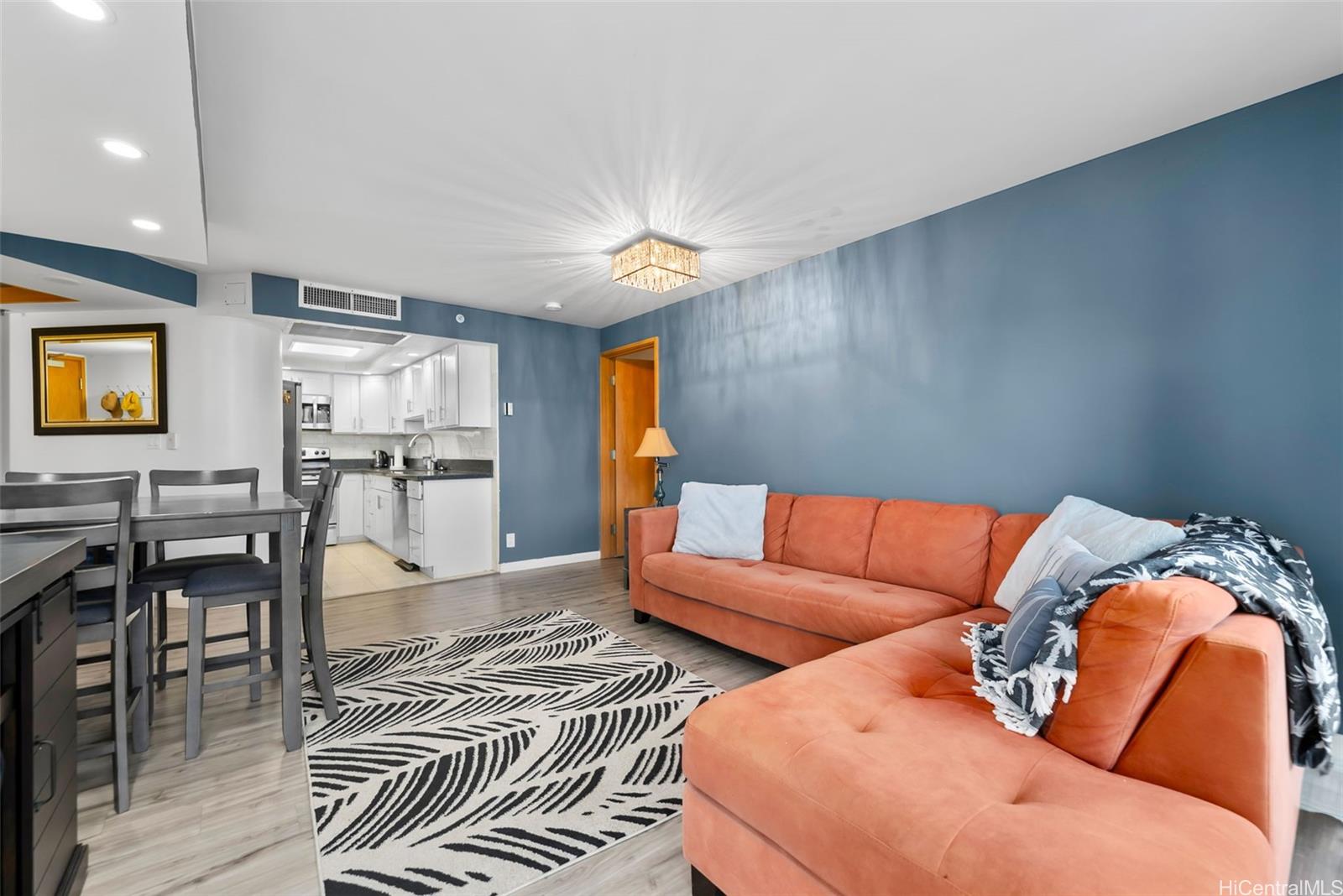 Waikiki Landmark condo # 1903, Honolulu, Hawaii - photo 4 of 25